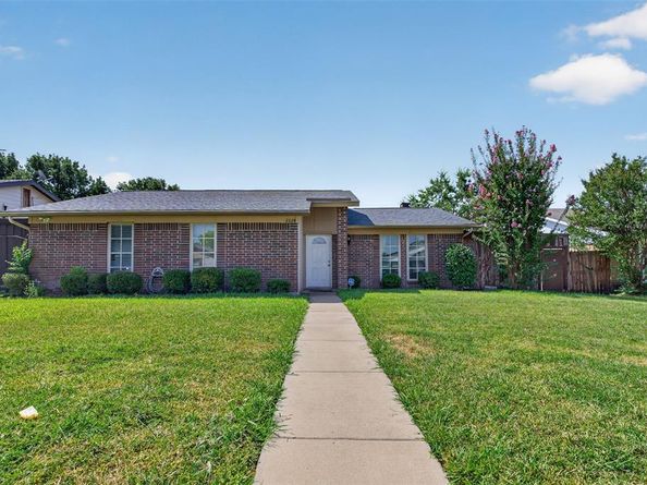 2224  Crockett Drive , Carrollton Texas 75006