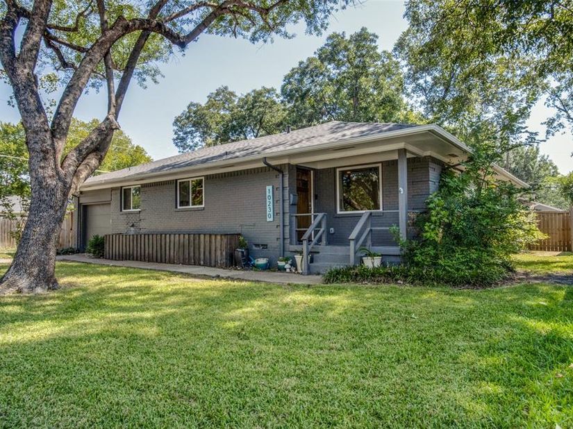 10230  Eastwood Drive , Dallas Texas 75228