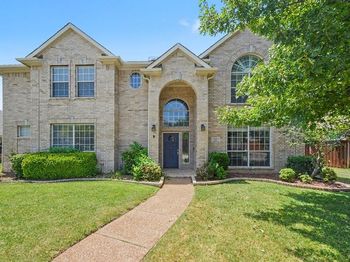 415  Heatherwood Drive 