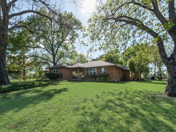 4307  Oak Trail 