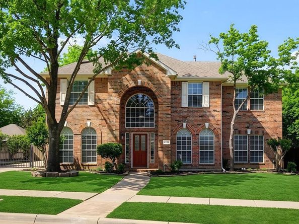 4706  Coventry Lane , Arlington Texas 76017