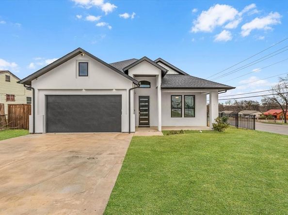 2561  Burton Avenue , Fort Worth Texas 76105