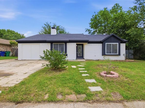 5644  Santa Fe Trail , Haltom City Texas 76148