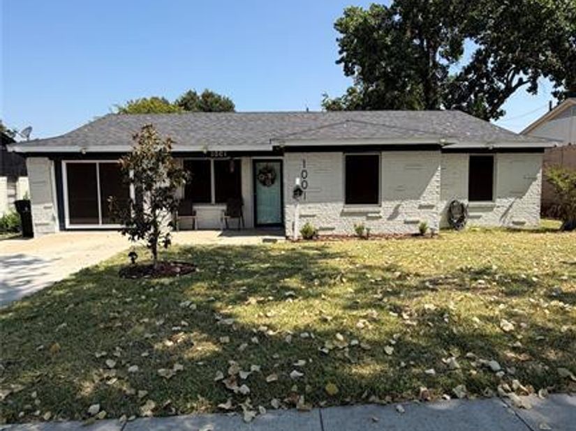 1001 E Linda Drive , Garland Texas 75041