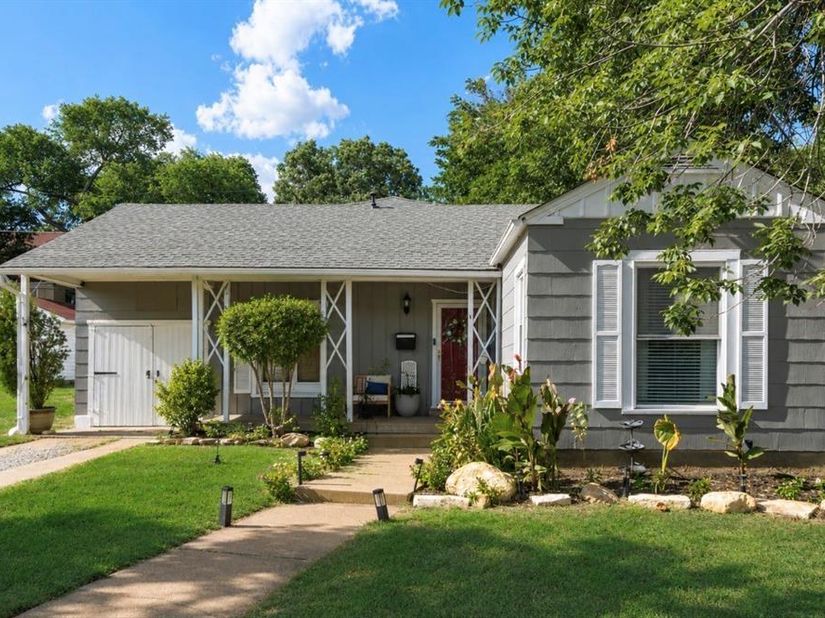 4024  Calmont Avenue , Fort Worth Texas 76107