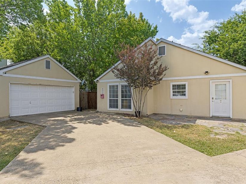 4315  Munger Avenue , Dallas Texas 75204