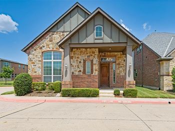 5101  Kentwood Drive 