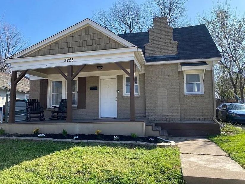 3223  Stanley Avenue , Fort Worth Texas 76110