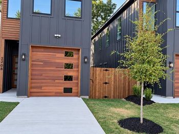 2208  Dyson Street 