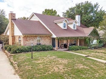 1814  Foxwood Court 