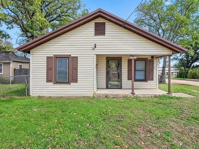 6029  Rich Street , Fort Worth Texas 76112