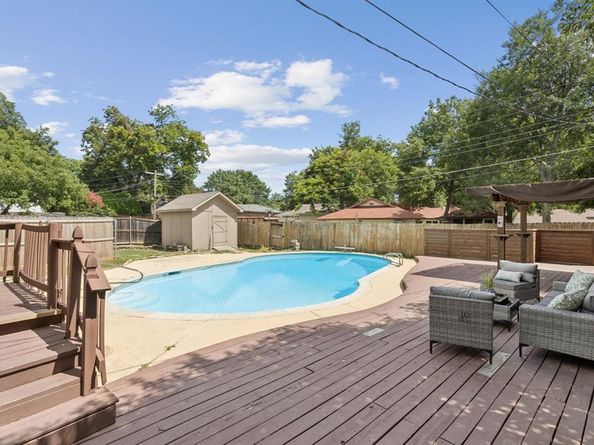 10816  Colbert Way , Dallas Texas 75218