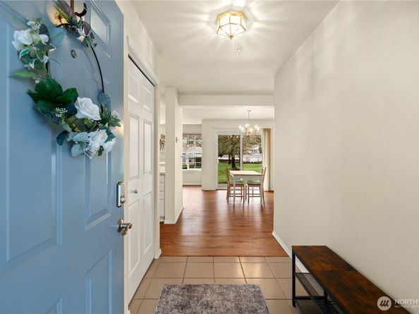 2051 S 368th Place 808, Federal Way WA 98003