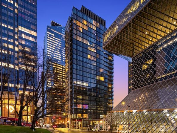 909 5th Avenue 204, Seattle WA 98164