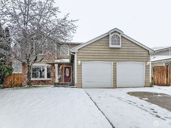 27610 26th Avenue S, Federal Way WA 98003