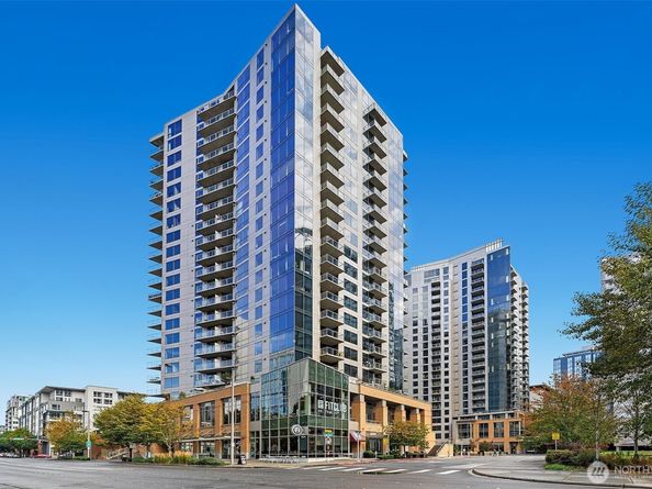 10610 NE 9th Place 1206, Bellevue WA 98004