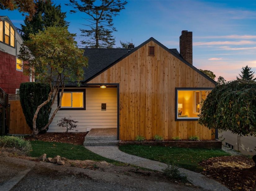 309 NW 48th Street, Seattle WA 98107