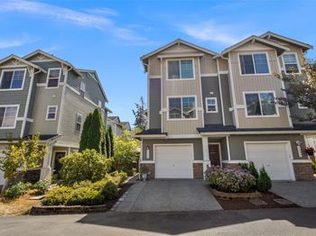 402 126th Place SE