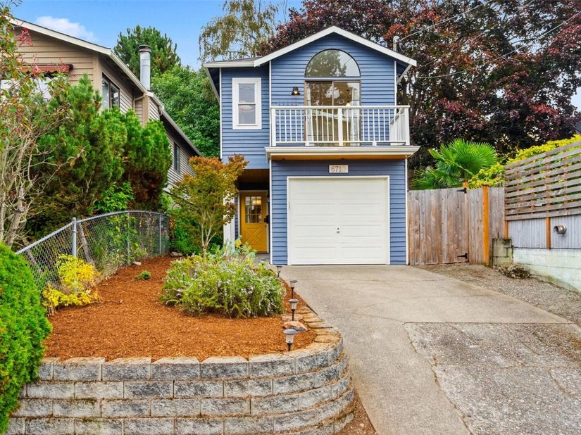 6710 3rd Avenue NW, Seattle WA 98117