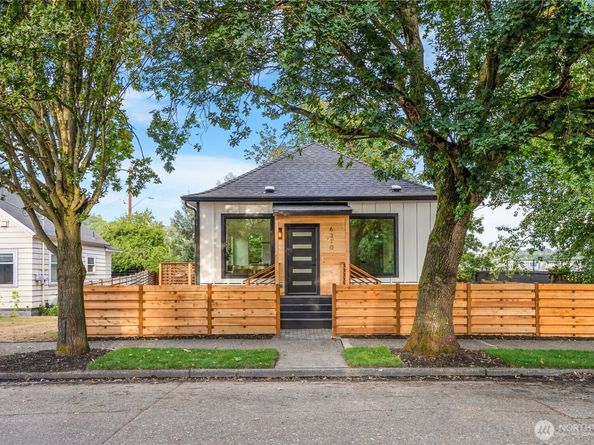 6310 S Ellis Avenue 1, Seattle WA 98108