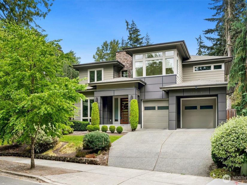 10034 Slater Avenue NE, Kirkland WA 98033