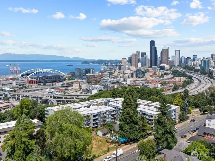 1311 12th Avenue S D103, Seattle WA 98144