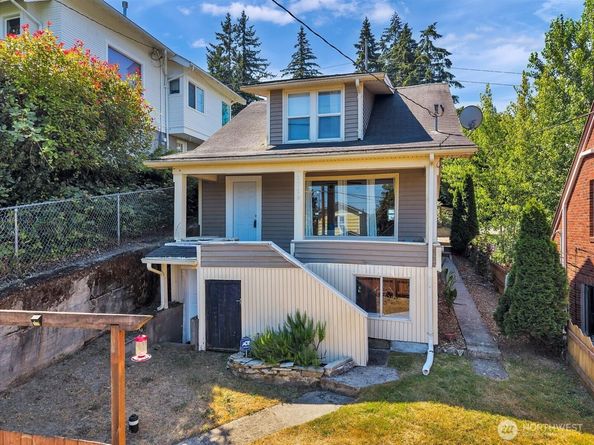 1719 Gregory Way, Bremerton WA 98337