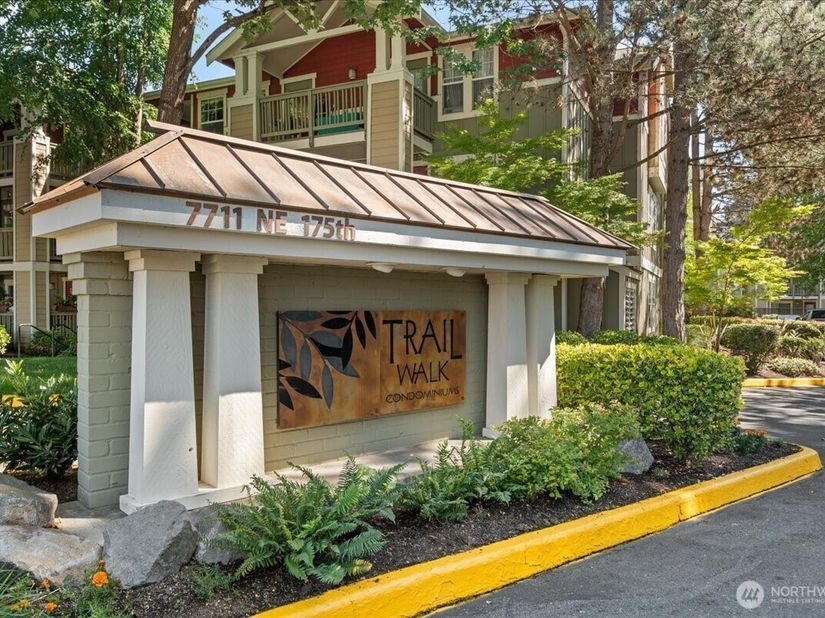7711 NE 175th Street A305, Kenmore WA 98028