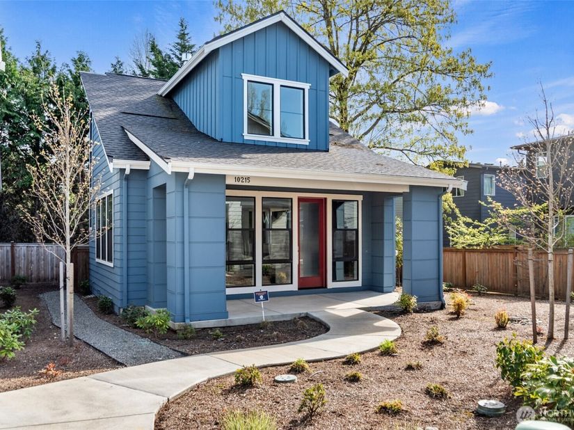 10215 135th Circle NE 28, Kirkland WA 98033