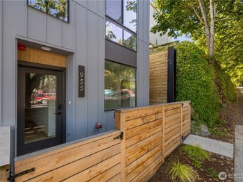 955 N 35th Street