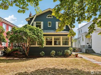 5248 17th Avenue NE