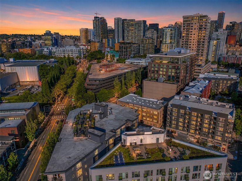 159 Denny Way 509, Seattle WA 98109