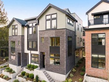 8323 B 12th Avenue NW