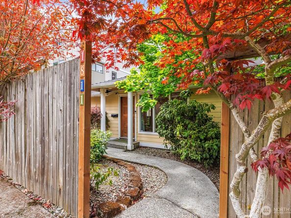 1811 29th Avenue, Seattle WA 98122
