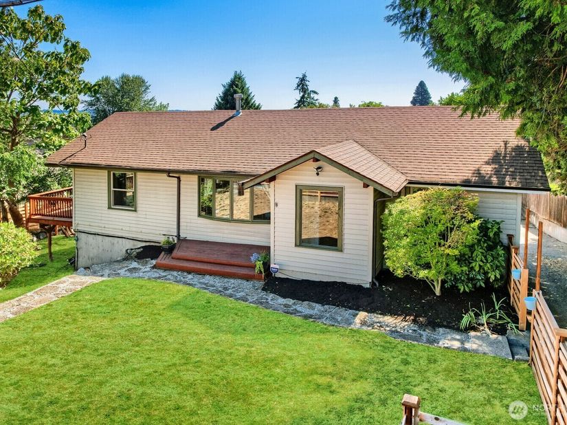 909 SW Langston Road, Renton WA 98057