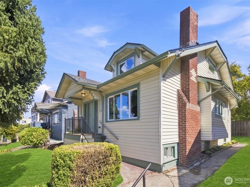 1712 30th Avenue S, Seattle WA 98144
