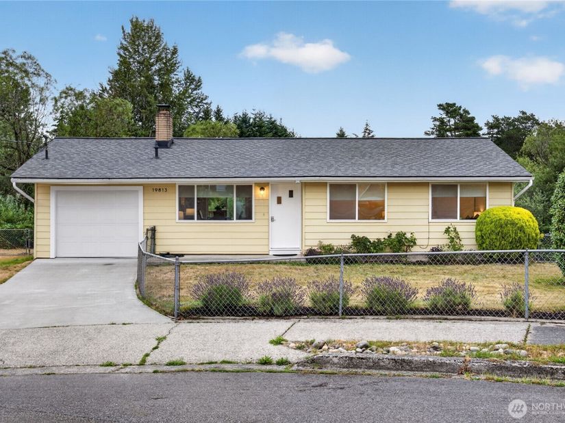 19813 52nd Place W, Lynnwood WA 98036