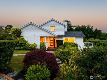 1560 NW Woodbine Way