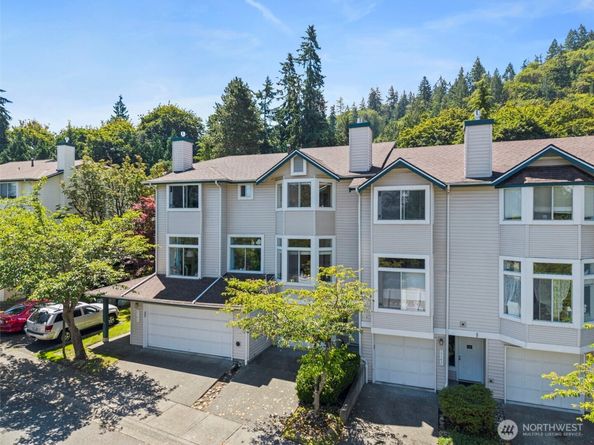 2145 NW Pacific Elm Drive 2145, Issaquah WA 98027