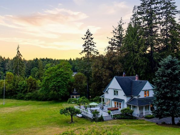 12835 Price Road SE, Olalla WA 98359