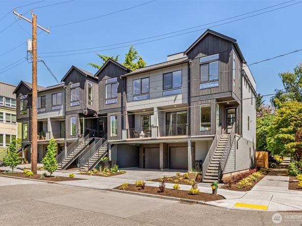 4464 Midvale Avenue N, Seattle WA 98103