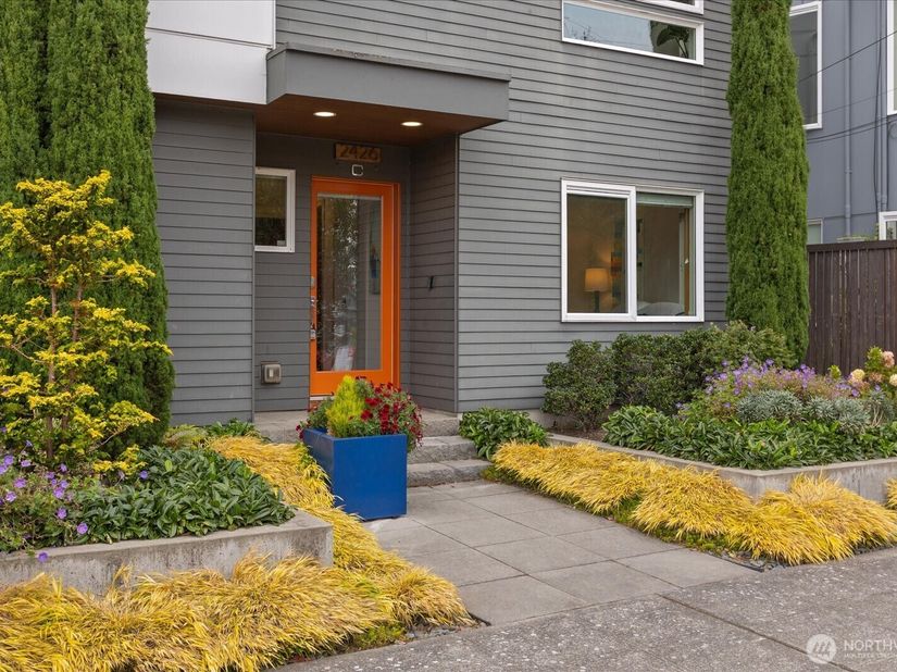 2426 NW 64th Street C, Seattle WA 98107