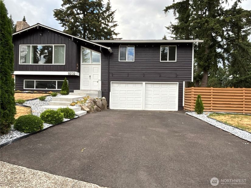 9232 139th Street, Kirkland WA 98034