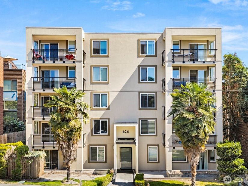 626 4th Avenue W 504, Seattle WA 98119