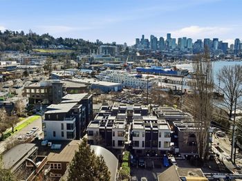 2016 Fairview Avenue E