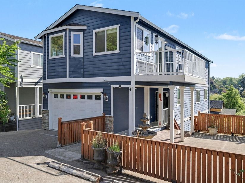5316 31st Avenue S, Seattle WA 98108