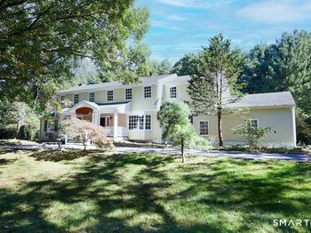 4 Surrey Lane