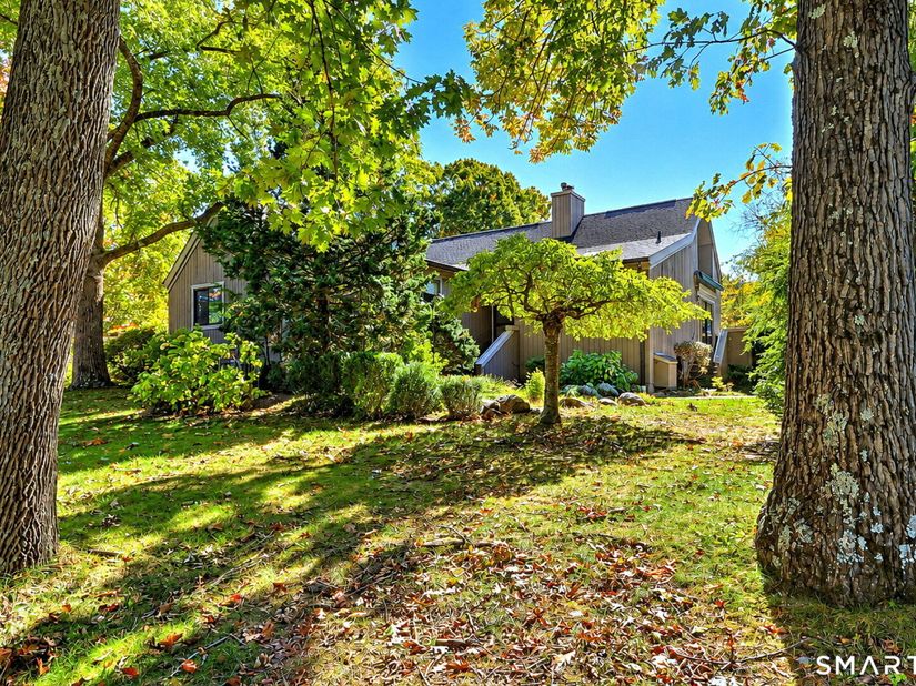 532 Narraganset Lane A, Stratford CT 06614