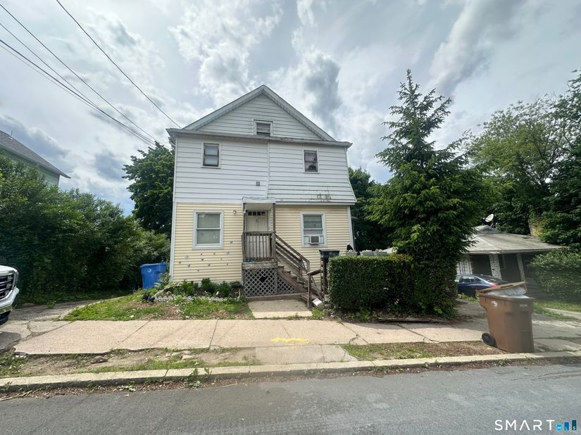 71 Kneen Street, Shelton CT 06484