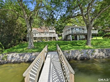 23 Lake Drive N